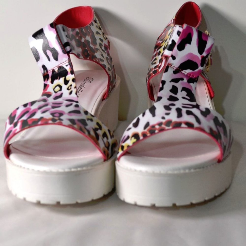 Breckelles Leopard Print T Strap Sandals Faux Leather,  Multi-Color